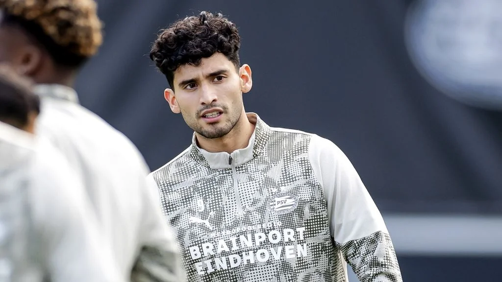 PSV met Pepi en Wanner tegen Volendam Later Feyen 20251130 131523