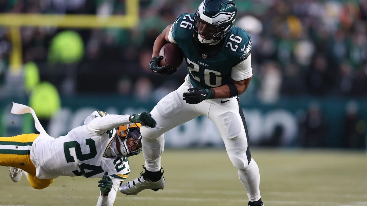 Packers Defense Knows It Cant Let Eagles Running B 20251111 034804