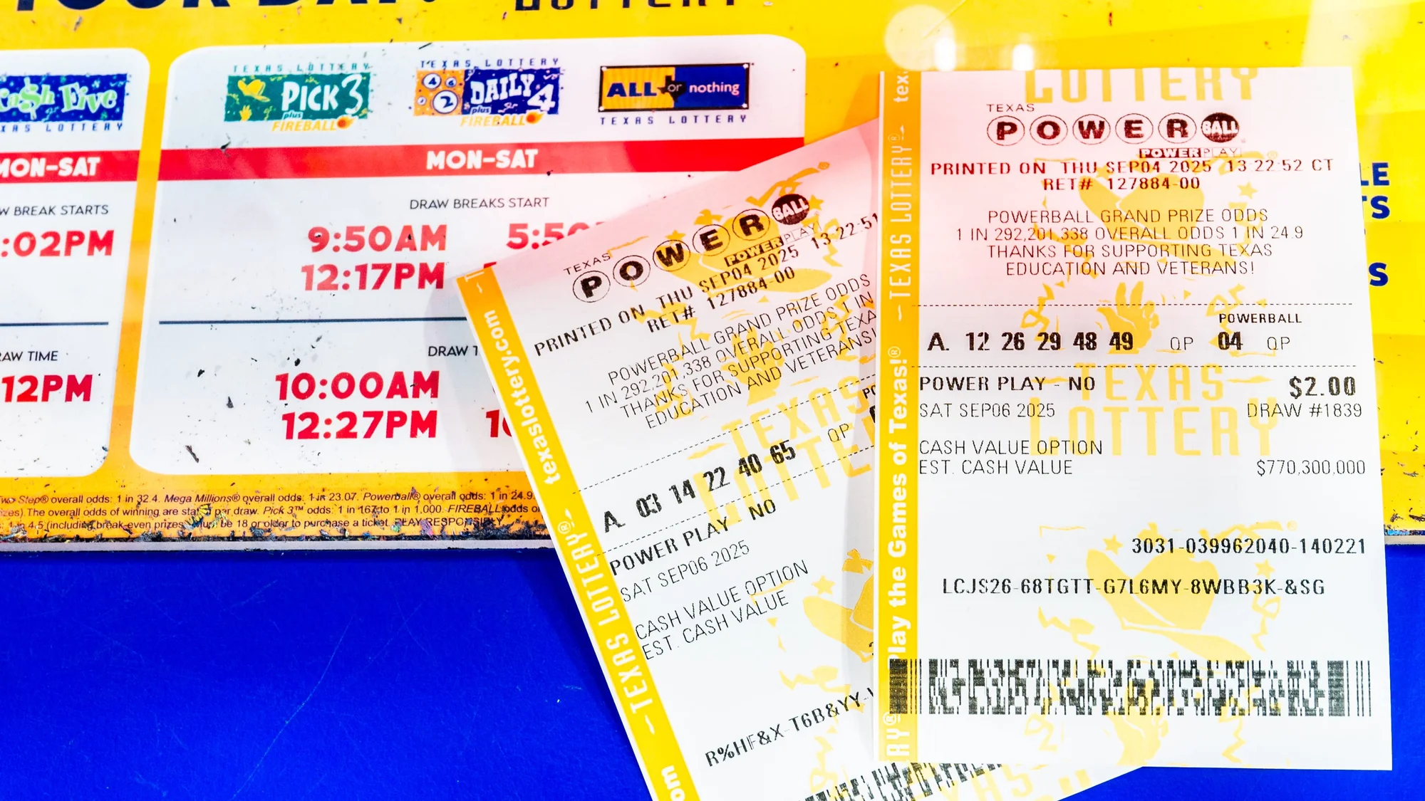 Powerball For Monday Nov 17 570 Million After 980 20251118 115912