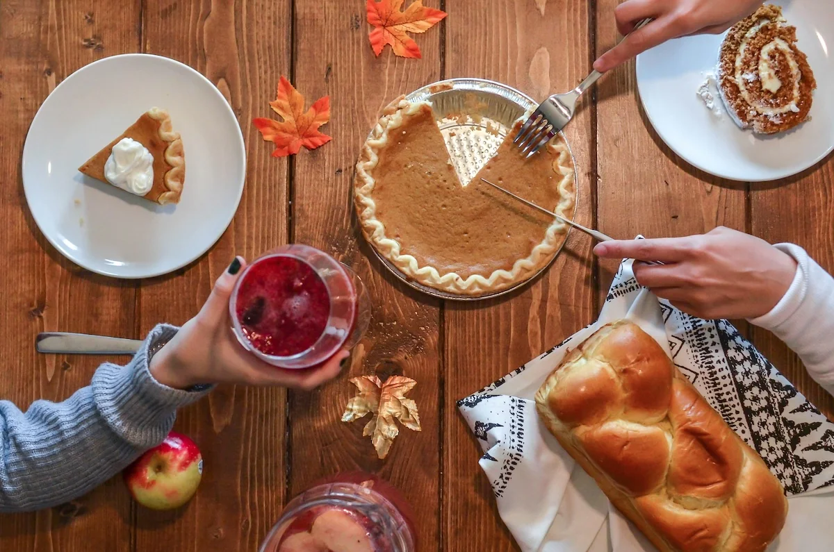 Previewing Thanksgiving 2025 Small Gatherings Meal 20251102 173937