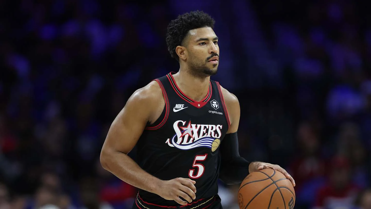 Quentin Grimes Makes A Change During Critical Seas 20251112 055224