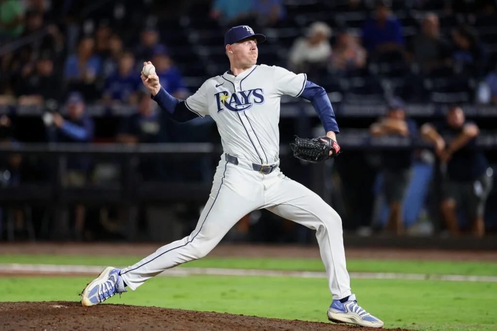 Rays Decline Option On Pete Fairbanks 20251107 013628