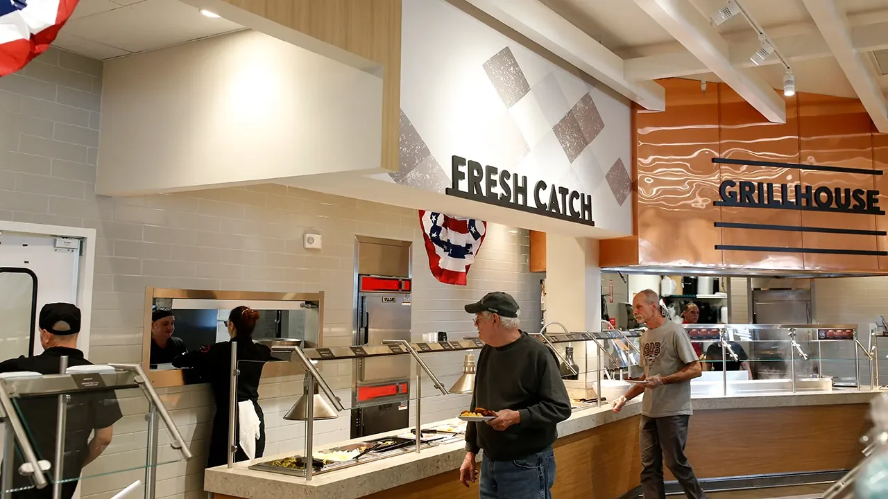 Restaurants Offer Free Veterans Day Meals To Past 20251111 140517