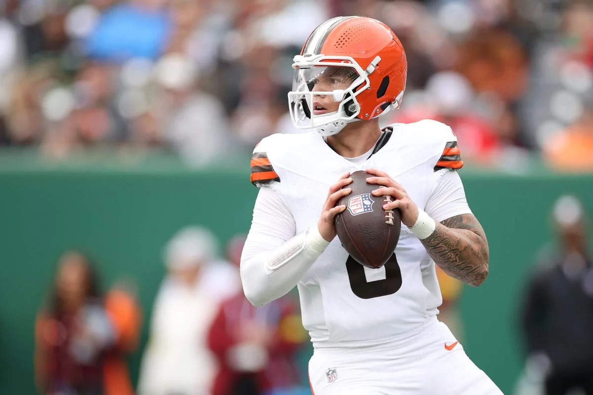 The Browns have stuck with Dillon Gabriel but the 20251117 011854