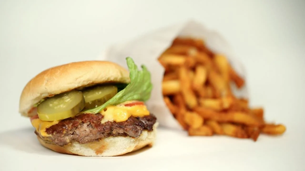 This Fast Food Chain Is Offering 1 Meals Across So 20251106 090641