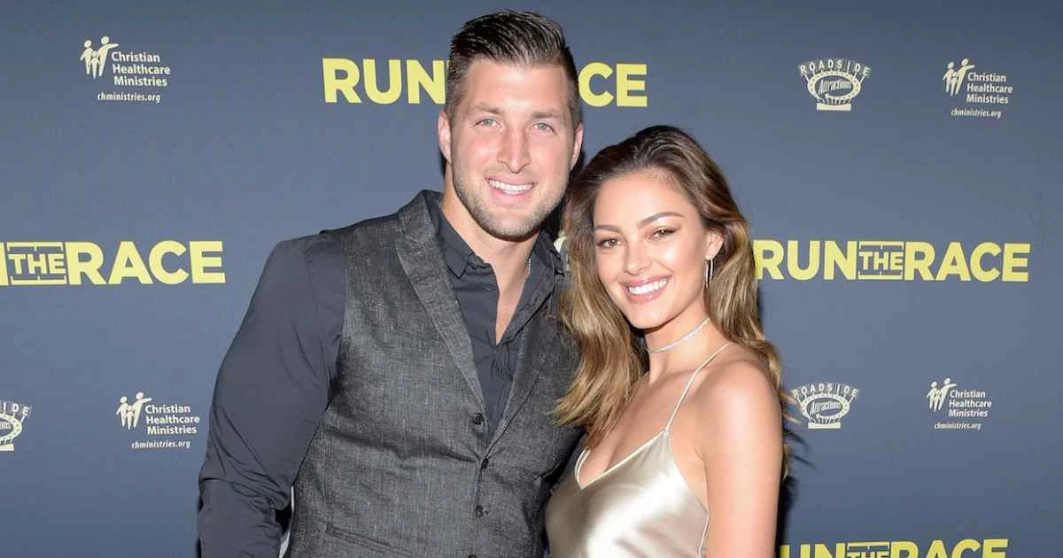 Tim Tebow Calls Fatherhood Awesome After Welcoming 20251105 220349