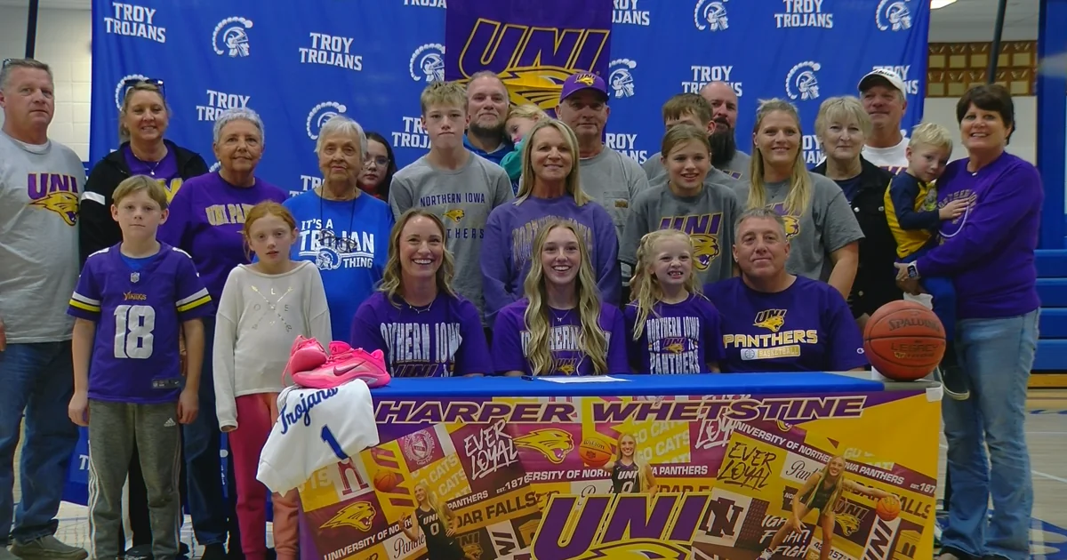 Troy High School Senior Harper Whetstine Signs Wit 20251114 001257