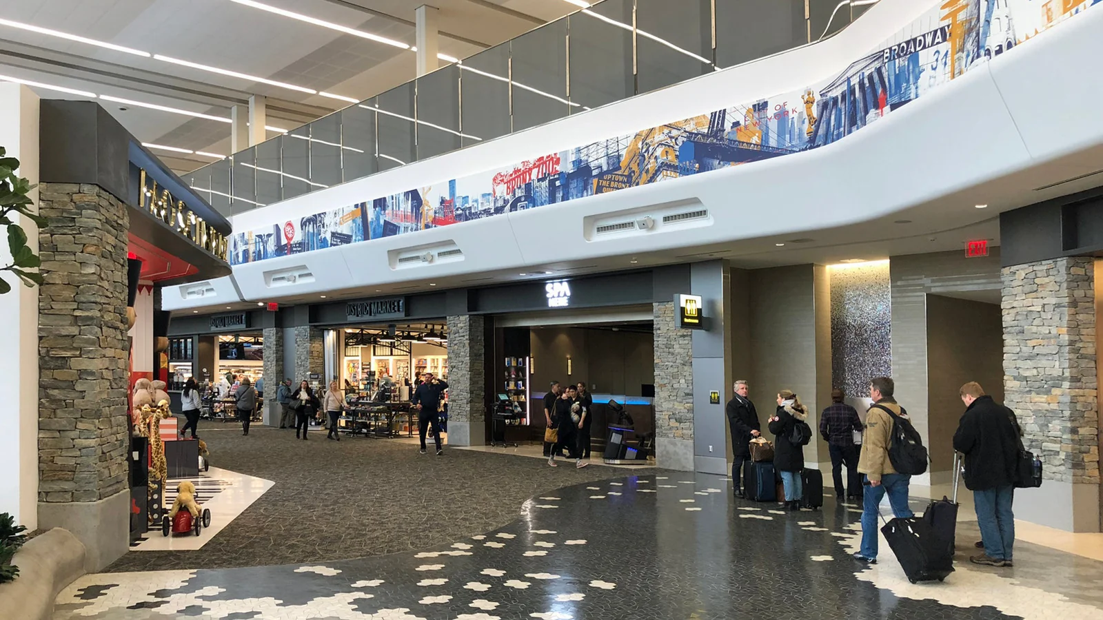 Delta Air Lines Major Hub Sees Flights Completely 20251216 004910