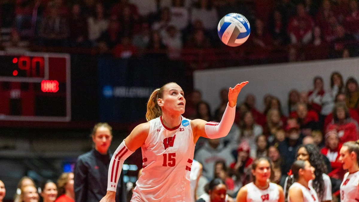 How Wisconsins Mimi Colyer has been star that Badg 20251212 233221