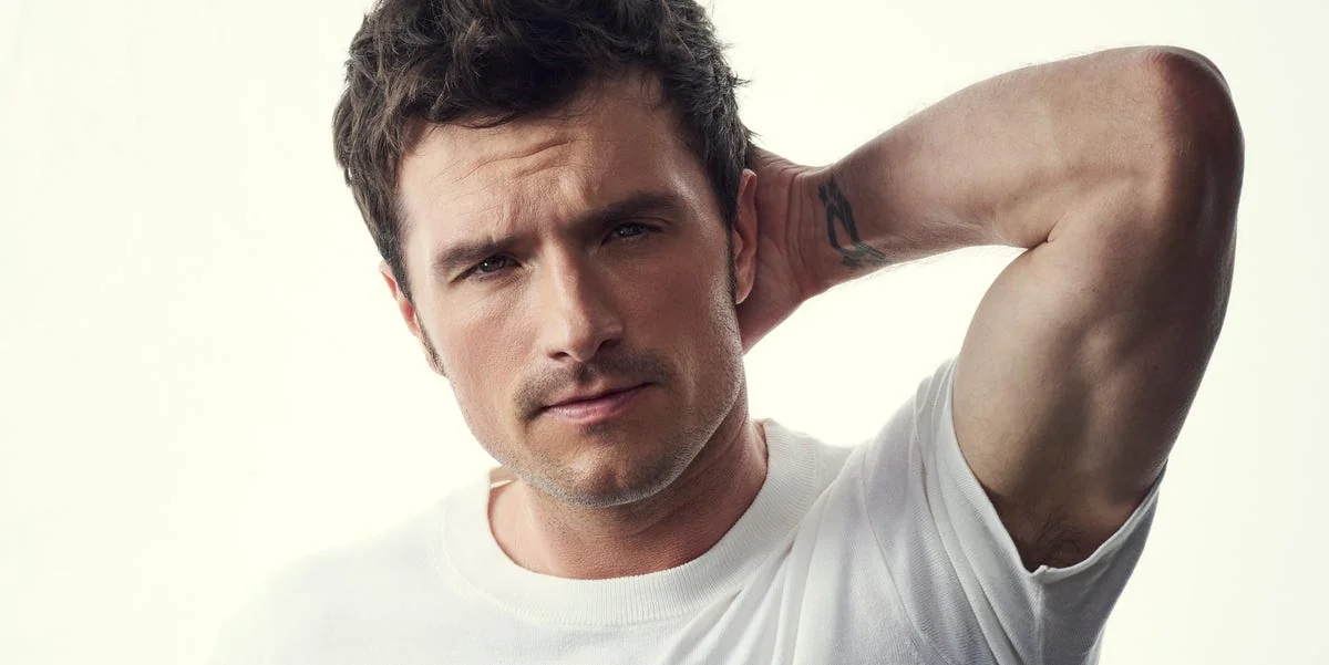 Josh Hutchersons Secret To Being An Internet Boyfr 20251207 090849