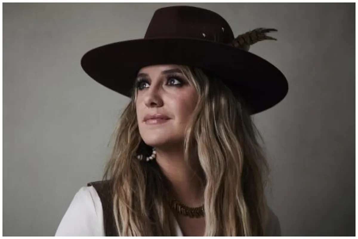 Lainey Wilson How rich is the country singer songw 20251226 012744