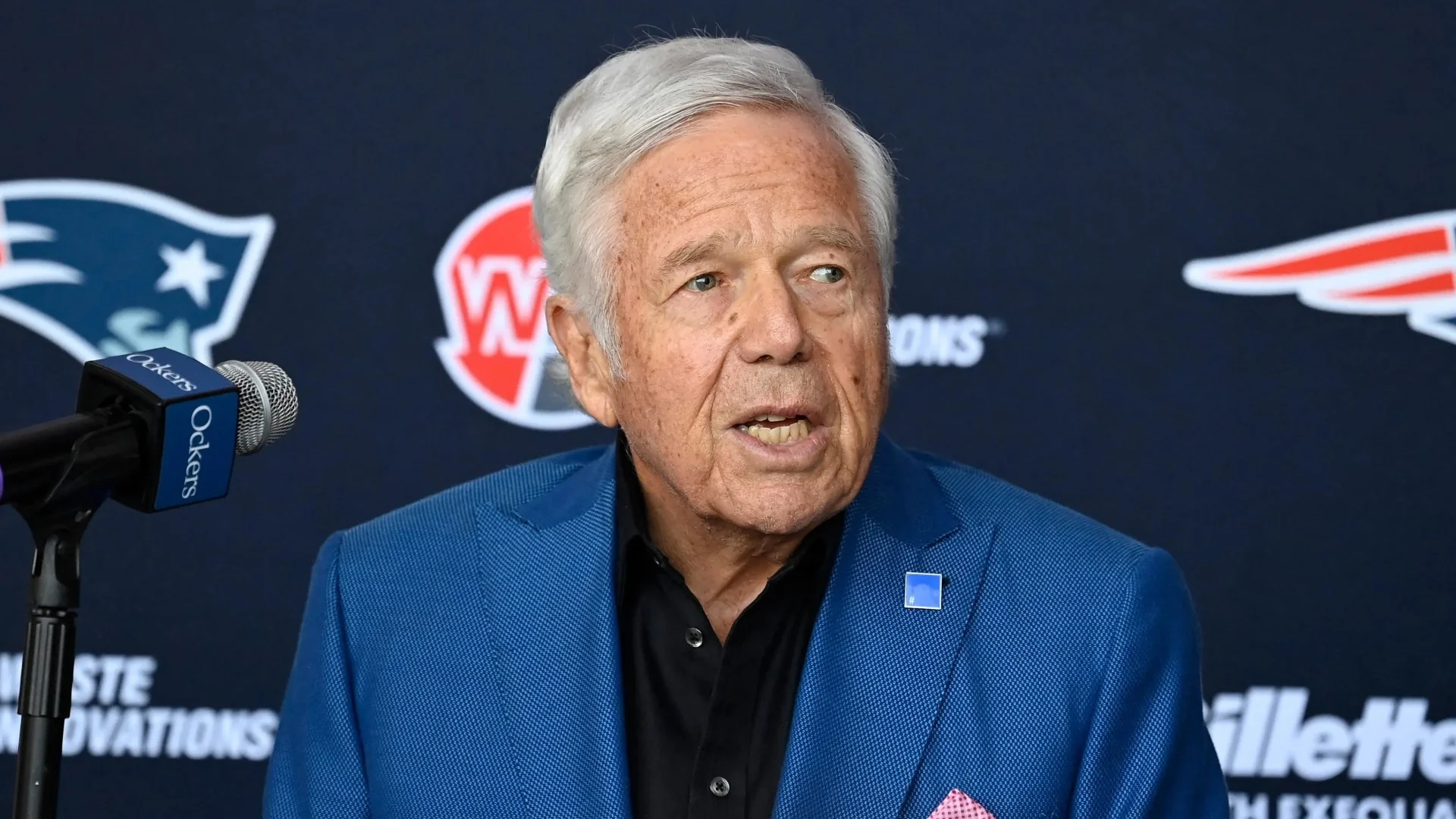 New England Patriots owner Robert Kraft in 1BILLIO 20251218 155636