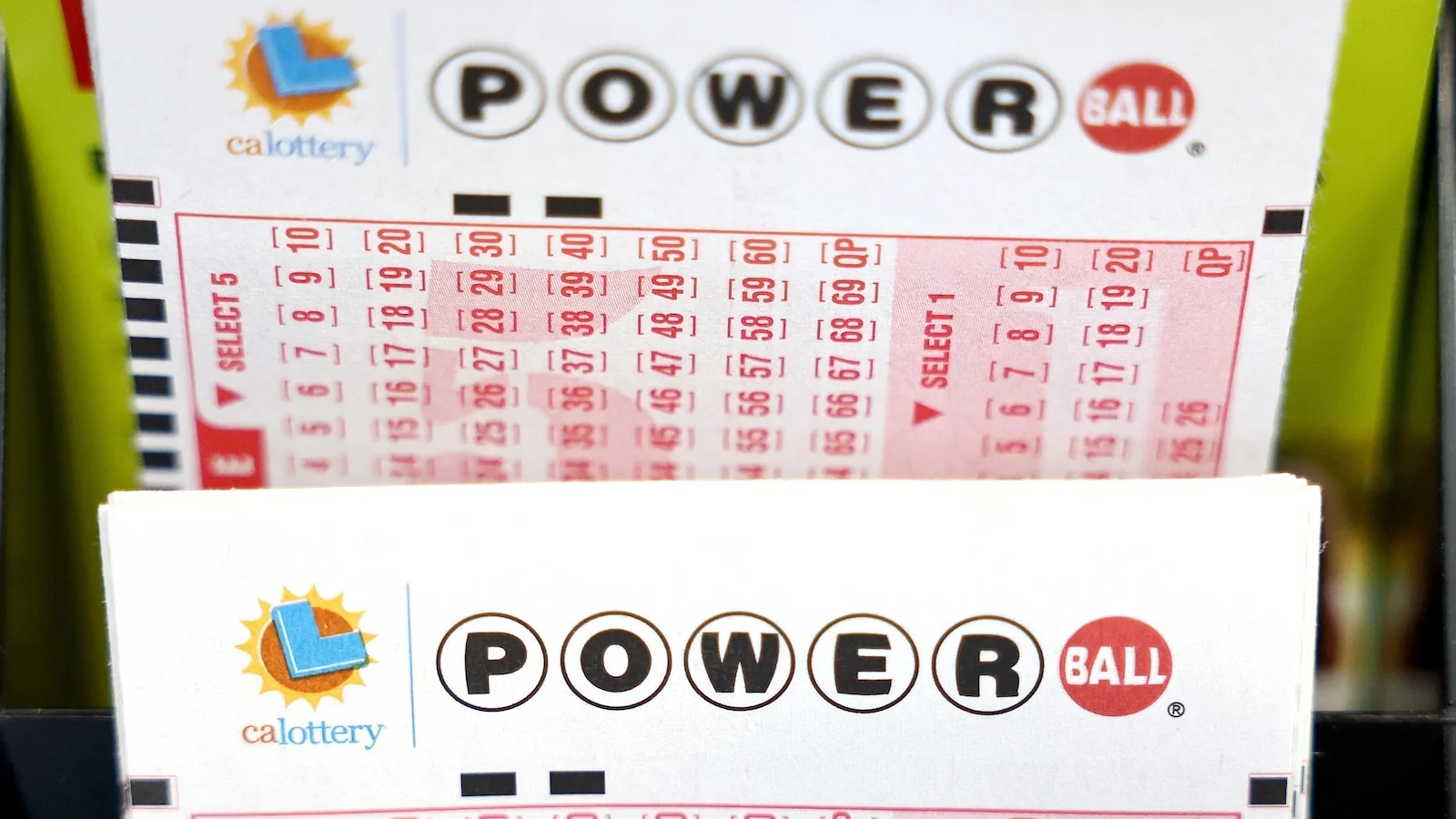 Powerball jackpot soars to 875M 2nd biggest thi 20251208 095754