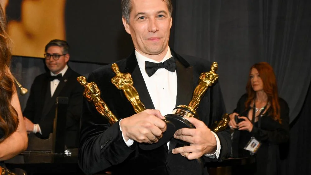 The Oscars Moving To Youtube Beginning In 2029 Wil 20251217 203940