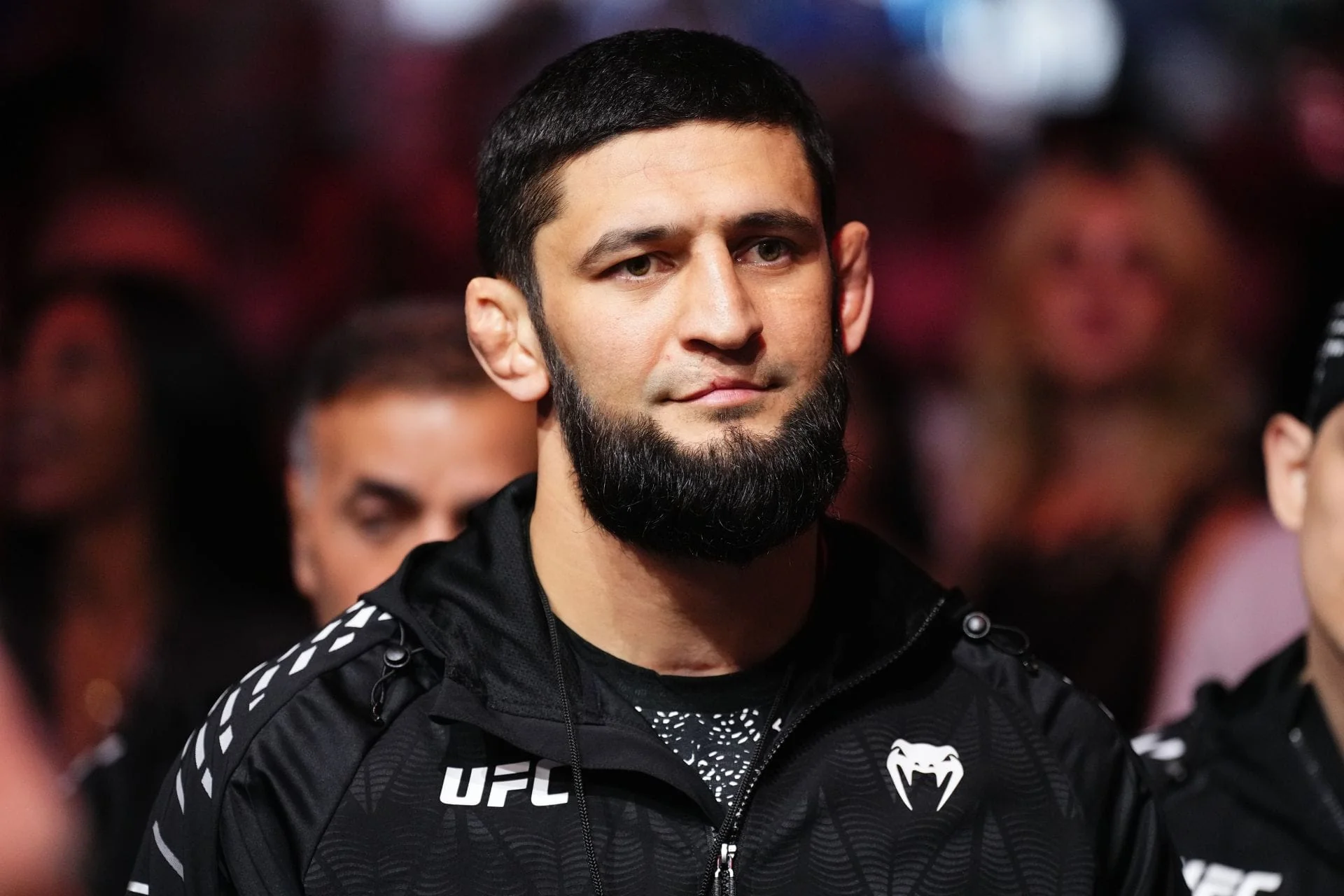 The middleweight division doesnt exist Sean Stri 20251207 060335