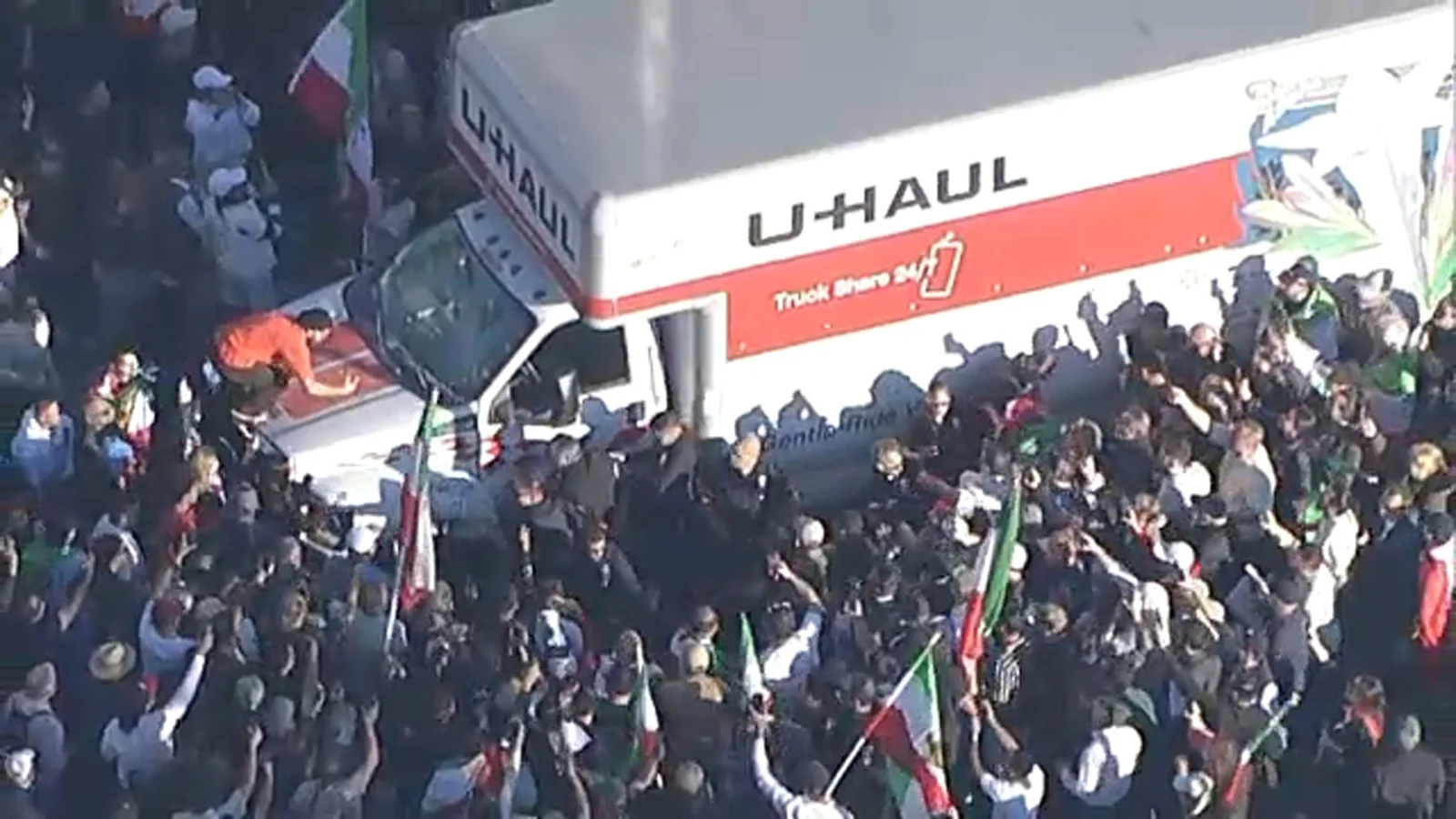 Chaos erupts as U Haul drives into crowd during an 20260112 234148