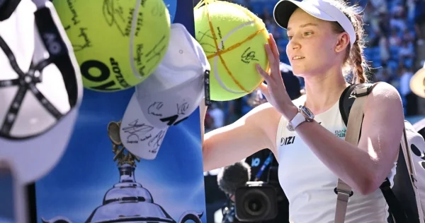 Dominant Rybakina serves up ticket to AO second ro 20260122 123420