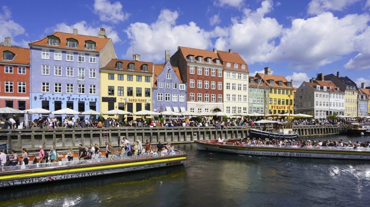 GOP Democratic lawmakers to travel to Denmark to d 20260113 004412
