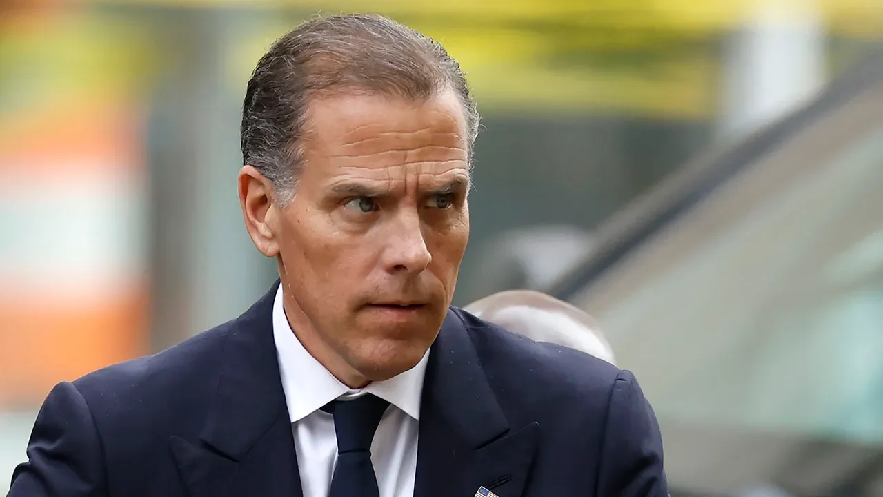 Hunter Biden accused of ghosting daughter with Lun 20260117 205839