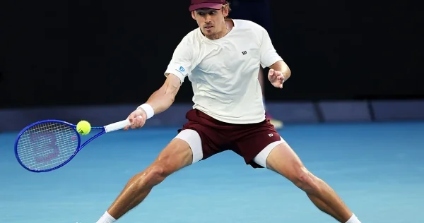 Locked in De Minaur brushes aside Bublik to set up 20260127 113155