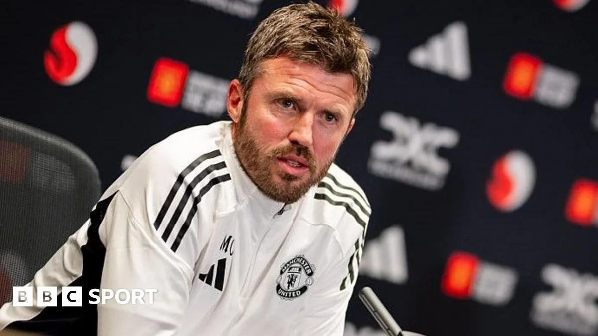 Manchester United Michael Carrick says former play 20260117 144712
