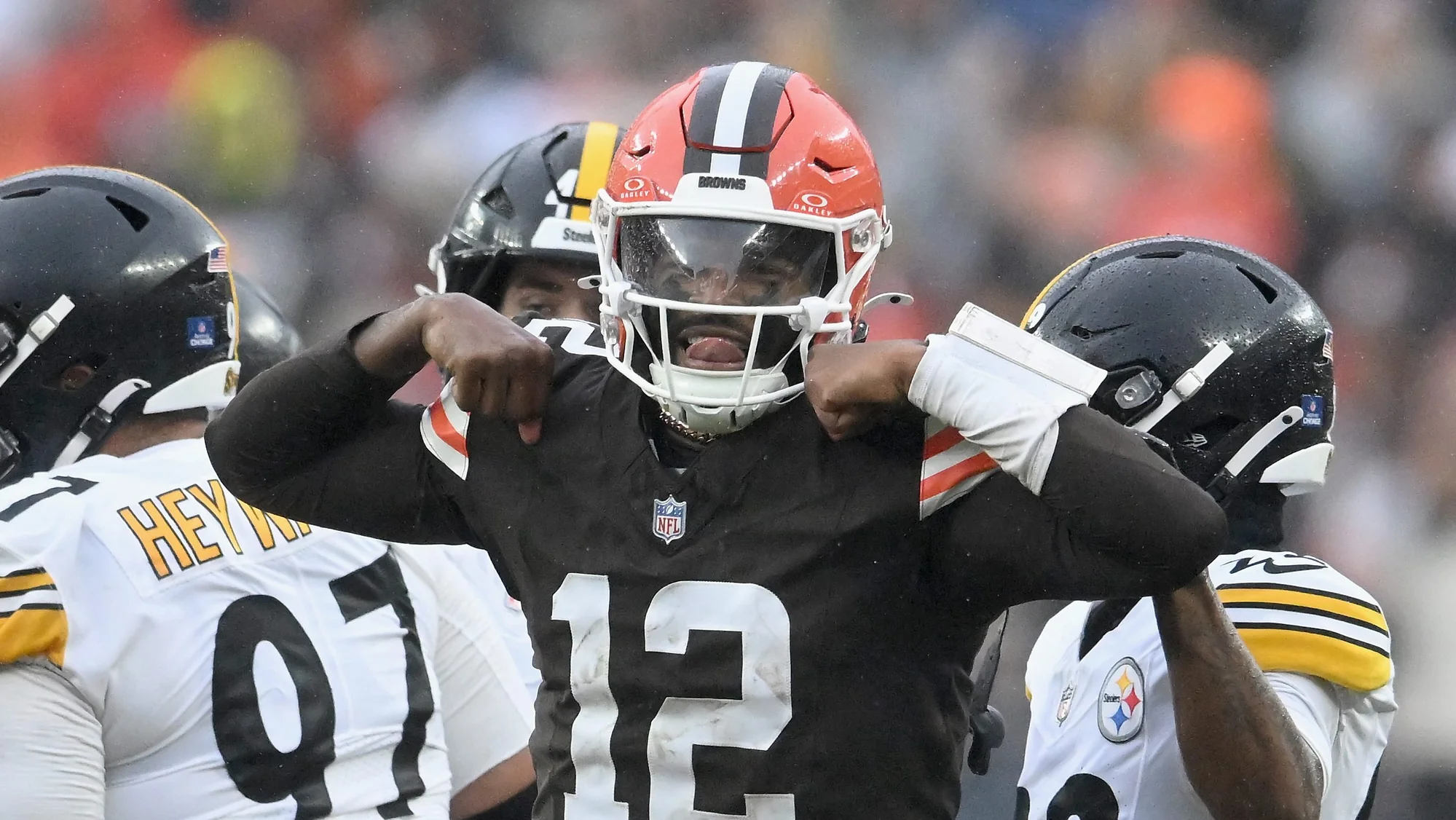 Nfl Officials Under Fire For Controversial Call In 20260105 034515