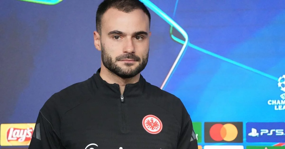 SGE Interimstrainer Wir wollen das Stadion anzunde 20260124 160500
