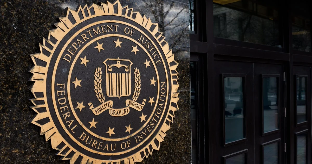 About a dozen FBI staff who worked on Trump docume 20260227 043954