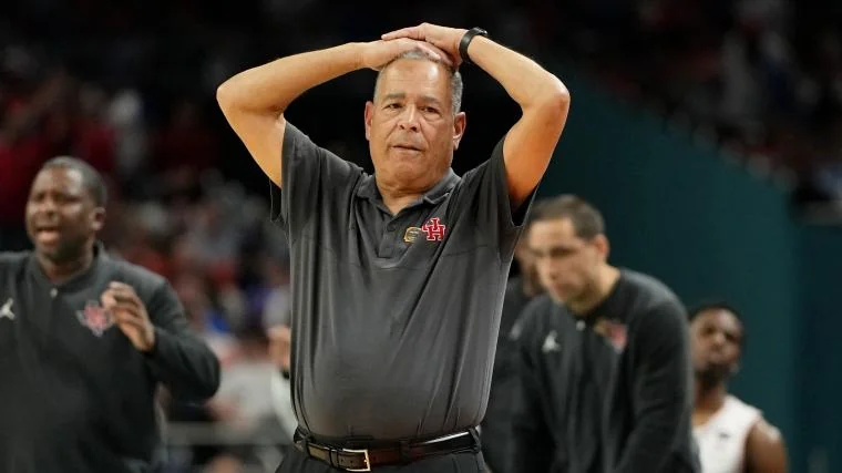 Houston Cougars Have One Fatal Flaw Separating The 20260221 235928