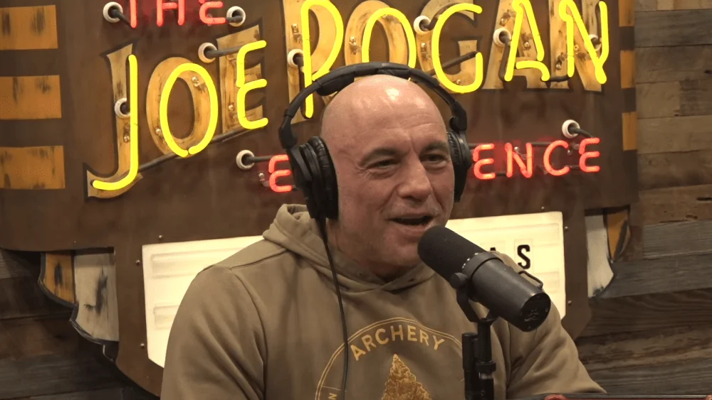 Joe Rogan Says He Wasnt Nominated For Golden Globe 20260201 103905
