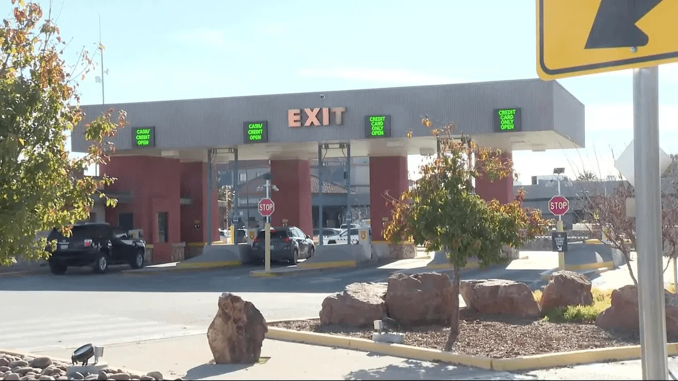 Long term parking at El Paso airport rises 2 to 9 20260211 095904