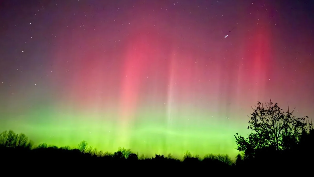 Northern lights so youre saying theres a chance 20260216 074517