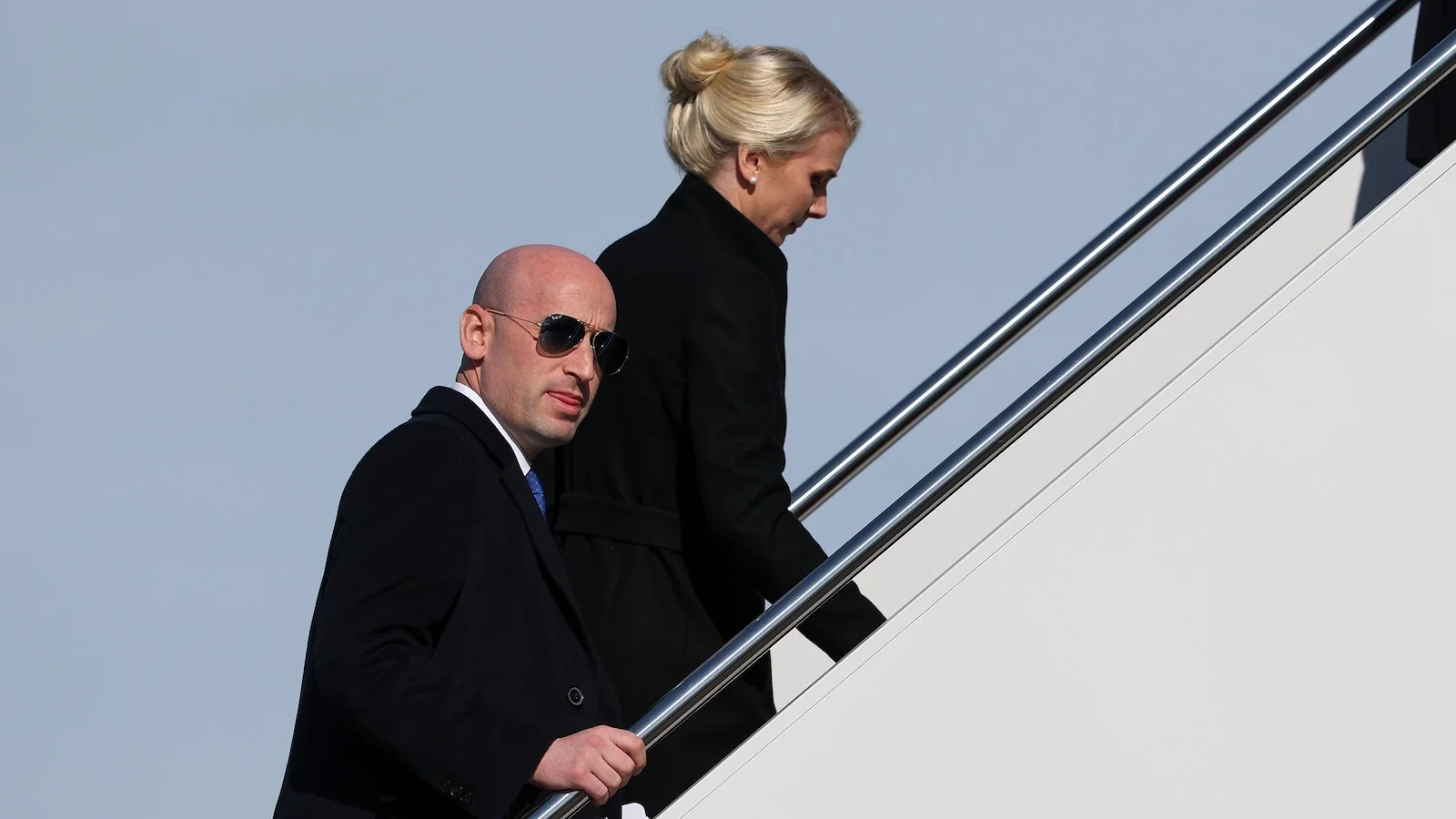 Officials evaluating why federal agents in Minneap 20260204 054845