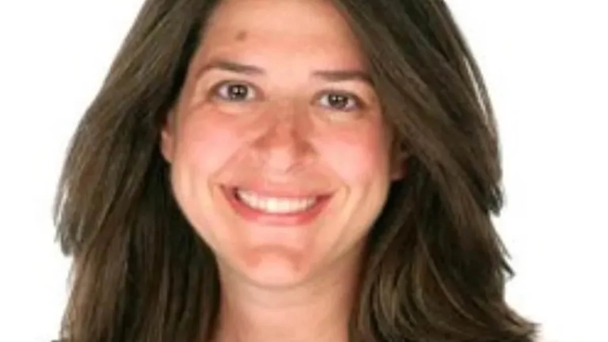 Outrage after Hunter College professor caught on h 20260223 071911