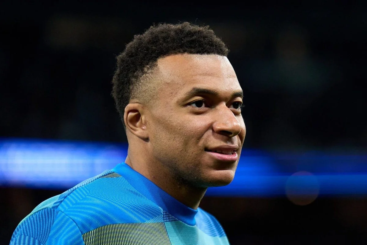 Real Madrids Kylian Mbappe a serious doubt for Cha 20260225 192206