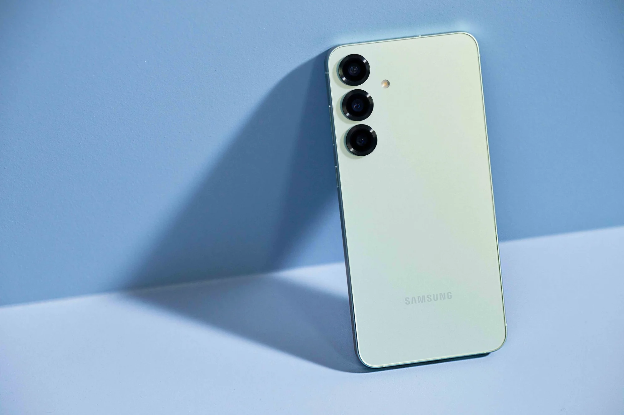 Samsungs shameless AI ads arent going down well 20260223 204652