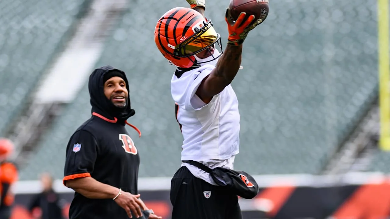 Why Bengals Wr Coach Troy Walters Stayed Home I Fe 20260208 153731