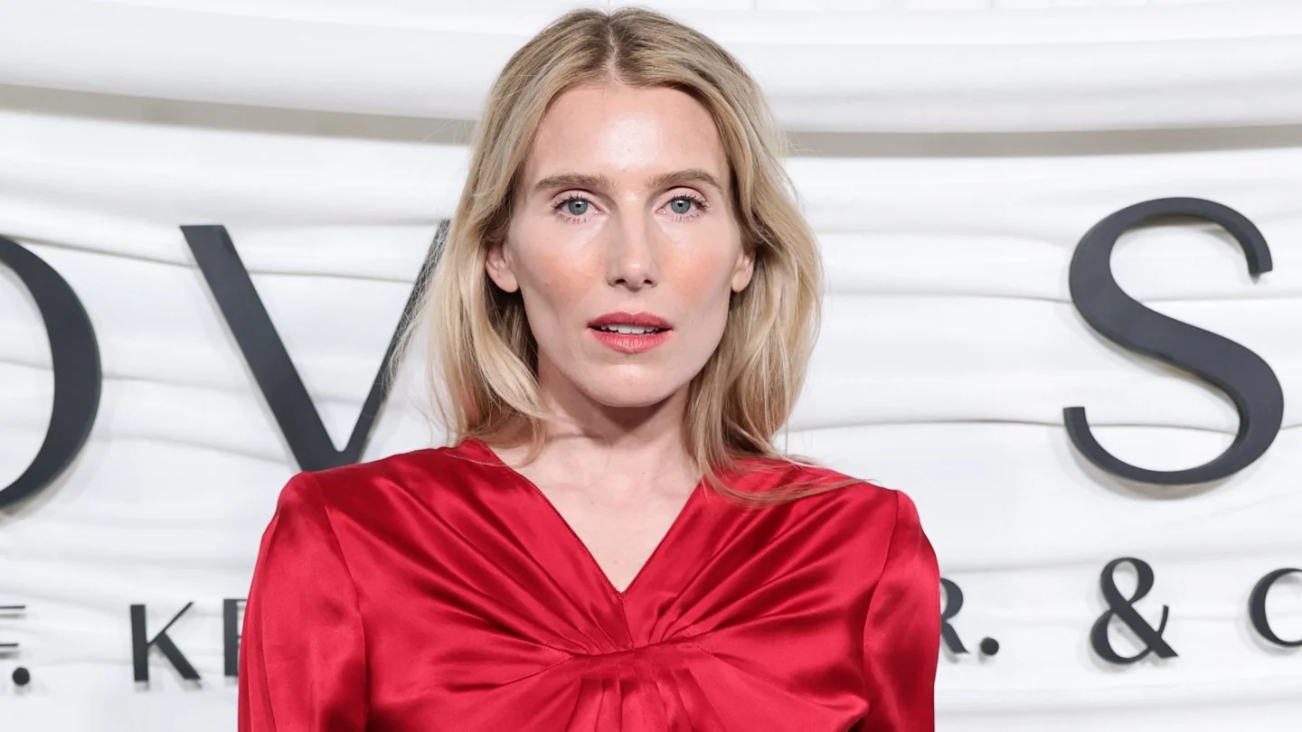 Why Dree Hemingway Wrote Daryl Hannah A Letter Bef 20260216 043913