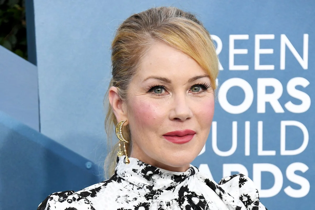 Christina Applegate says initial Anchorman offer w 20260306 012239