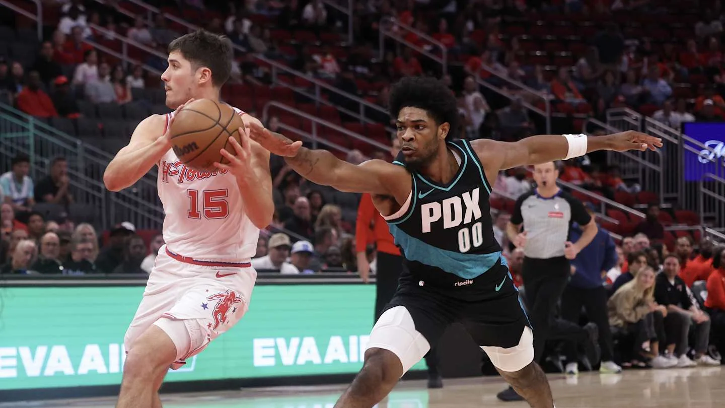 Ime Udoka Compares Reed Sheppard To Spurs Hall Of 20260309 043528