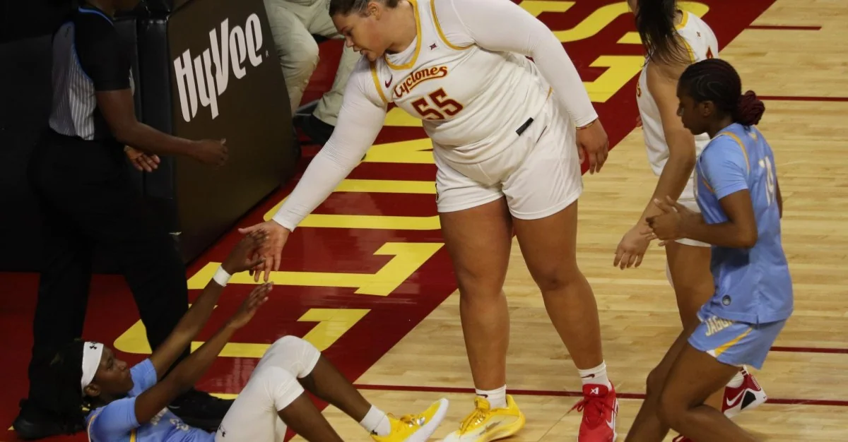 Why Iowa States Audi Crooks Is Etching Her Name In 20260308 151353