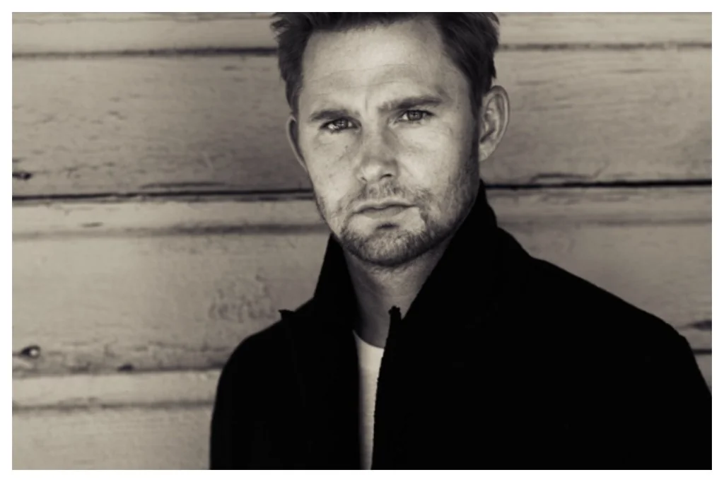 Brian Geraghty Joins Chris Hemsworth Taron Egerto 20260529 054501