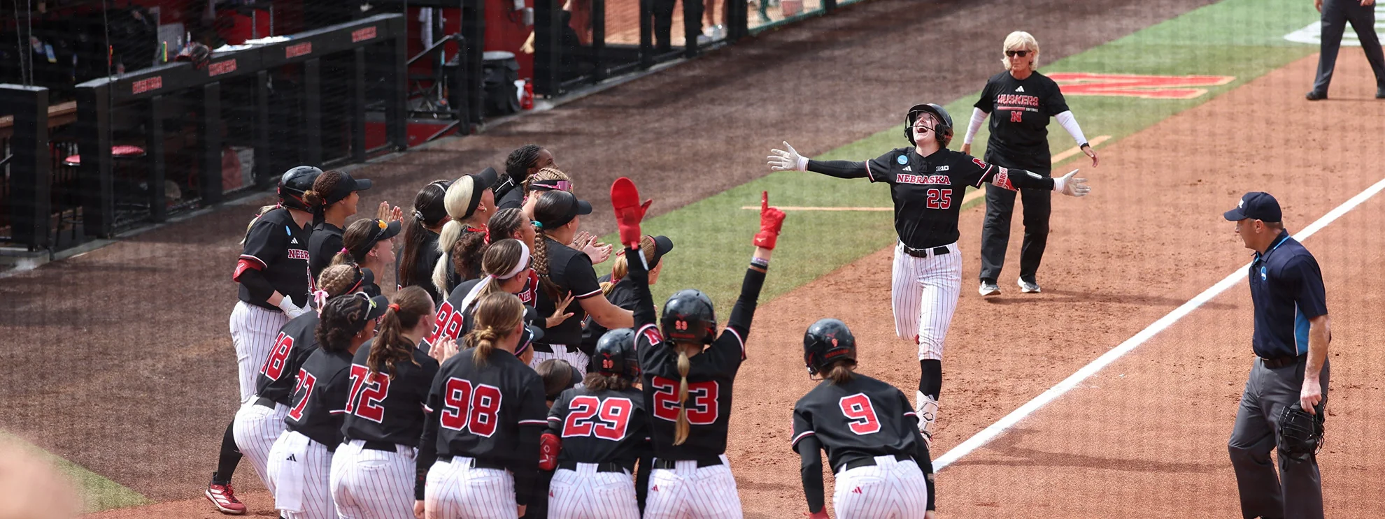 Huskers Claim Game One Of Super Regional Univers 20260524 005140