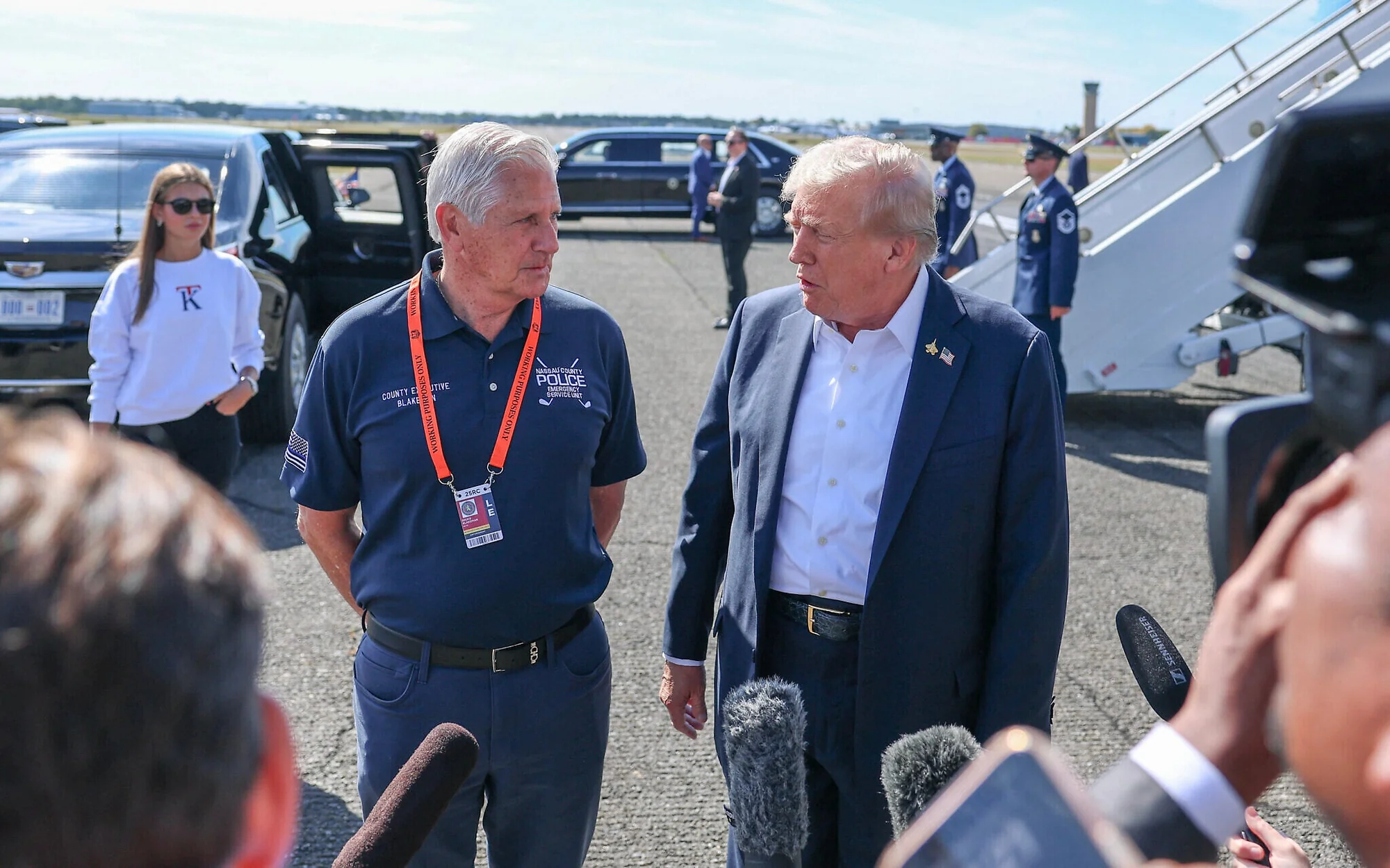 Trump backed NY gubernatorial candidate attends pi 20260601 063156