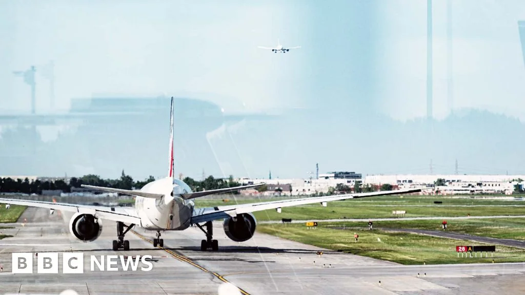 US bound plane diverts to Canada after person from 20260524 101428